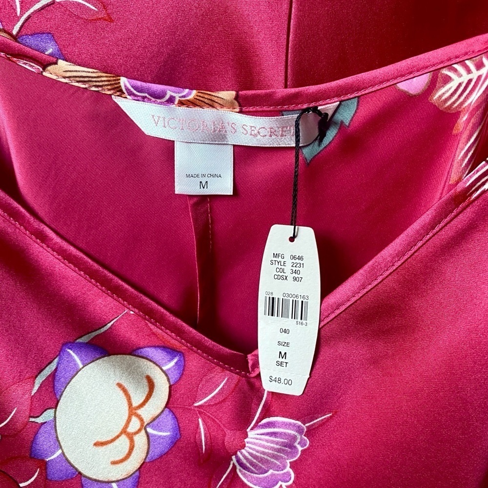 Victoria’s Secret NWT 100% Silk Y2K Gleam Floral Sleep Set | Tank & Shorts | M - Picture 3 of 12